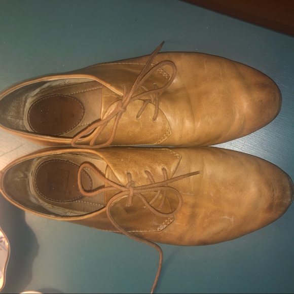 Frye lace ups size 9–Donated - Picture 5 of 8